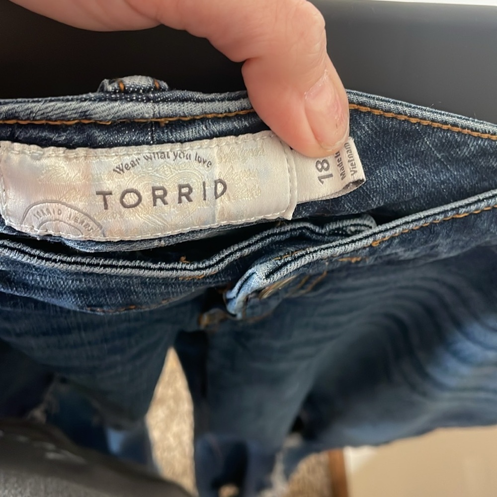 Torrid size 18 distressed skinny Jeans​ - Picture 3 of 3